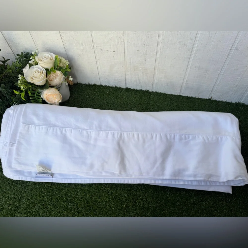 PARACHUTE Percale Top Sheet In white Flat sheet only like new never used